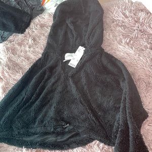 Super Fluffy Urban Outfiters black sweatshirt